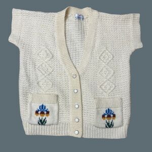 Vintage Knit Cardigan Cottagecore Sweater‎ Grannycore Cozy Preppy Feminine